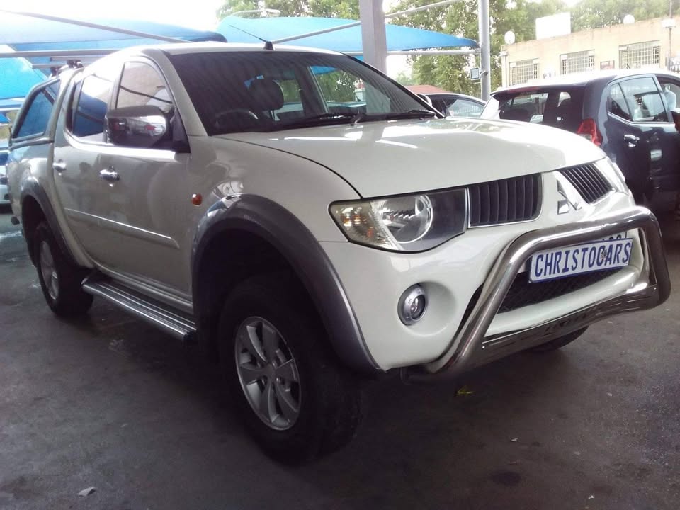 2011 Mitsubishi Triton double cab 2011