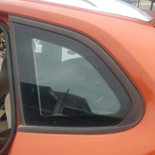 BMW X1 Left rear corner window - Private Seller BMW X1 Left rear corner window - Private Seller