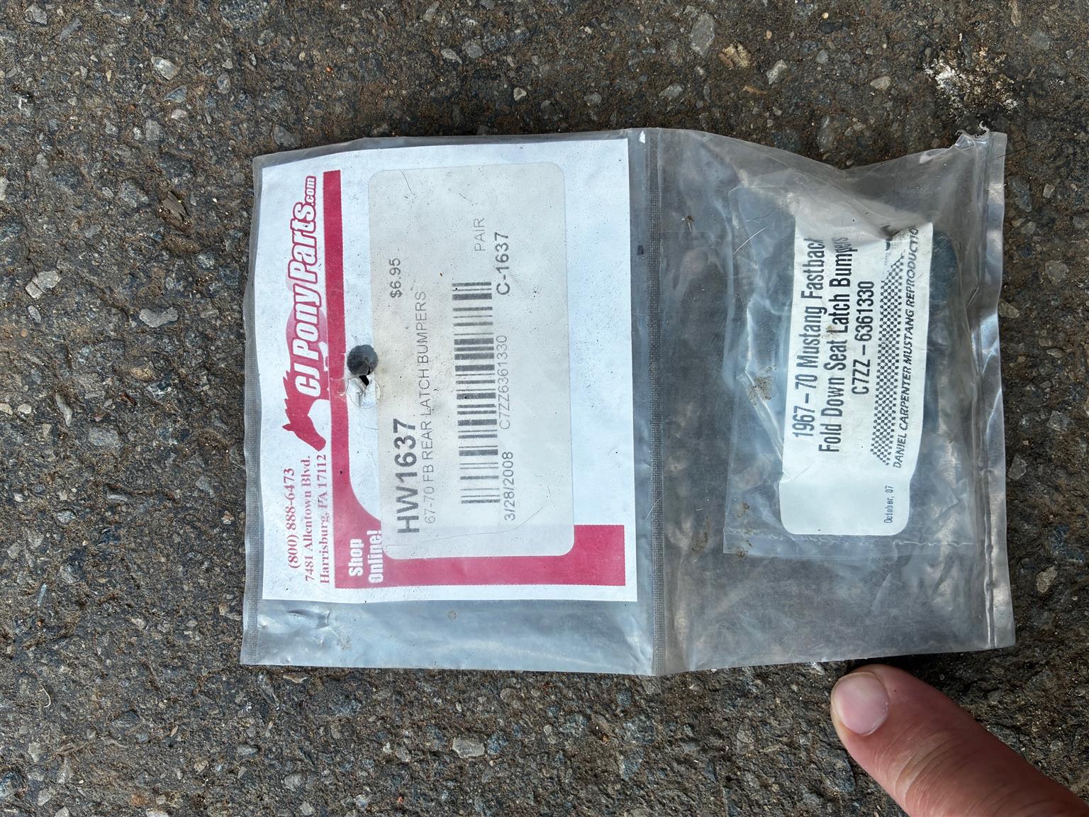 Ford Mustang seat latch rubber - Private Seller Ford Mustang seat latch rubber - Private Seller