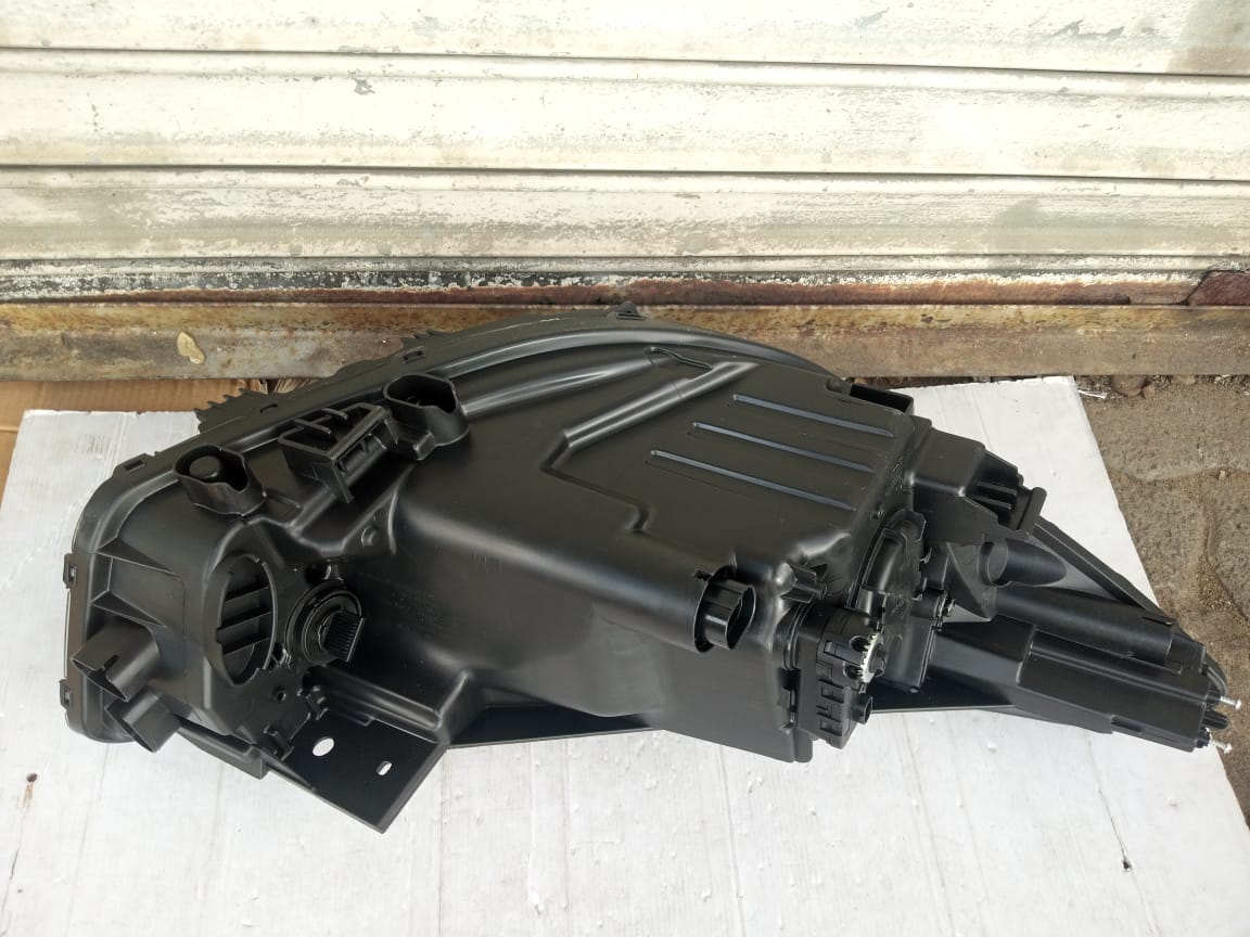 2018-2023 KIA RIO LEFT SIDE NORMAL HEADLIGHT FOR SALE - Private Seller 2018-2023 KIA RIO LEFT SIDE NORMAL HEADLIGHT FOR SALE - Private Seller