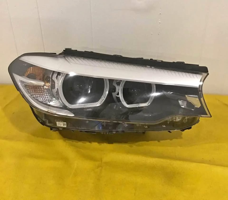 BMW 5-SERIES G30 FULL LED XENON HEADLIGHT Oem 2017-2021 - Private Seller BMW 5-SERIES G30 FULL LED XENON HEADLIGHT Oem 2017-2021 - Private Seller