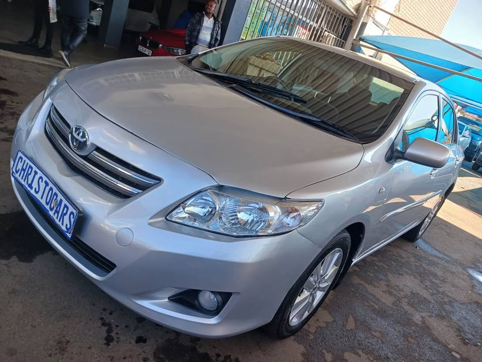 2009 model Toyota Corolla professional sedan manual transmission petrol 1.6 engine capacity