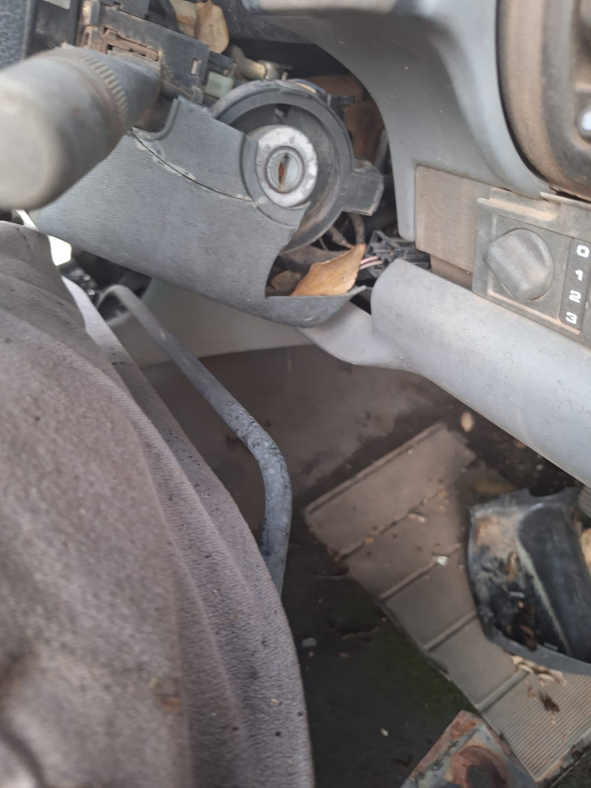 Land Rover for spares as is