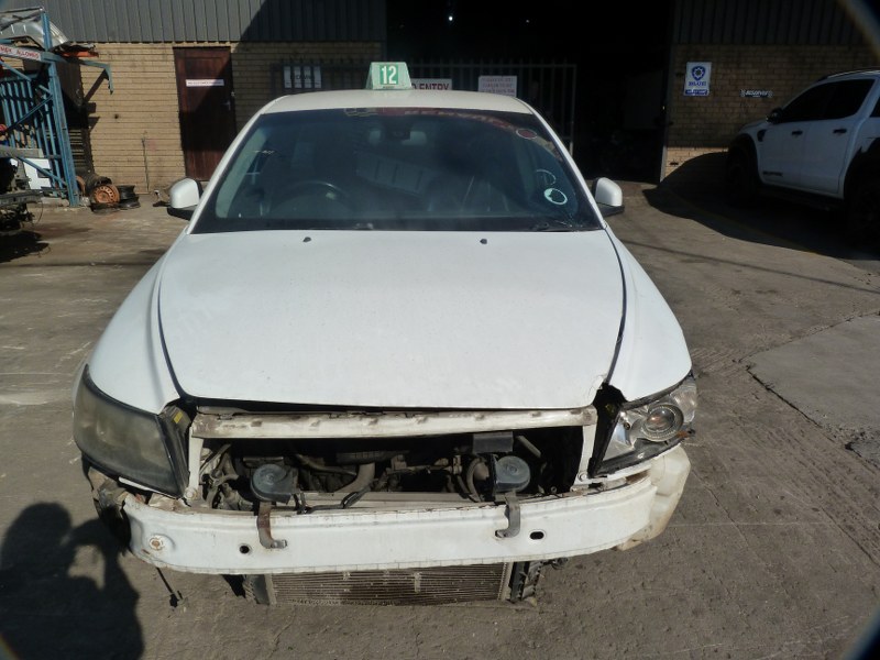Volvo S40 2.4i Manual White - 2006 STRIPPING FOR SPARES - Private Seller Volvo S40 2.4i Manual White - 2006 STRIPPING FOR SPARES - Private Seller
