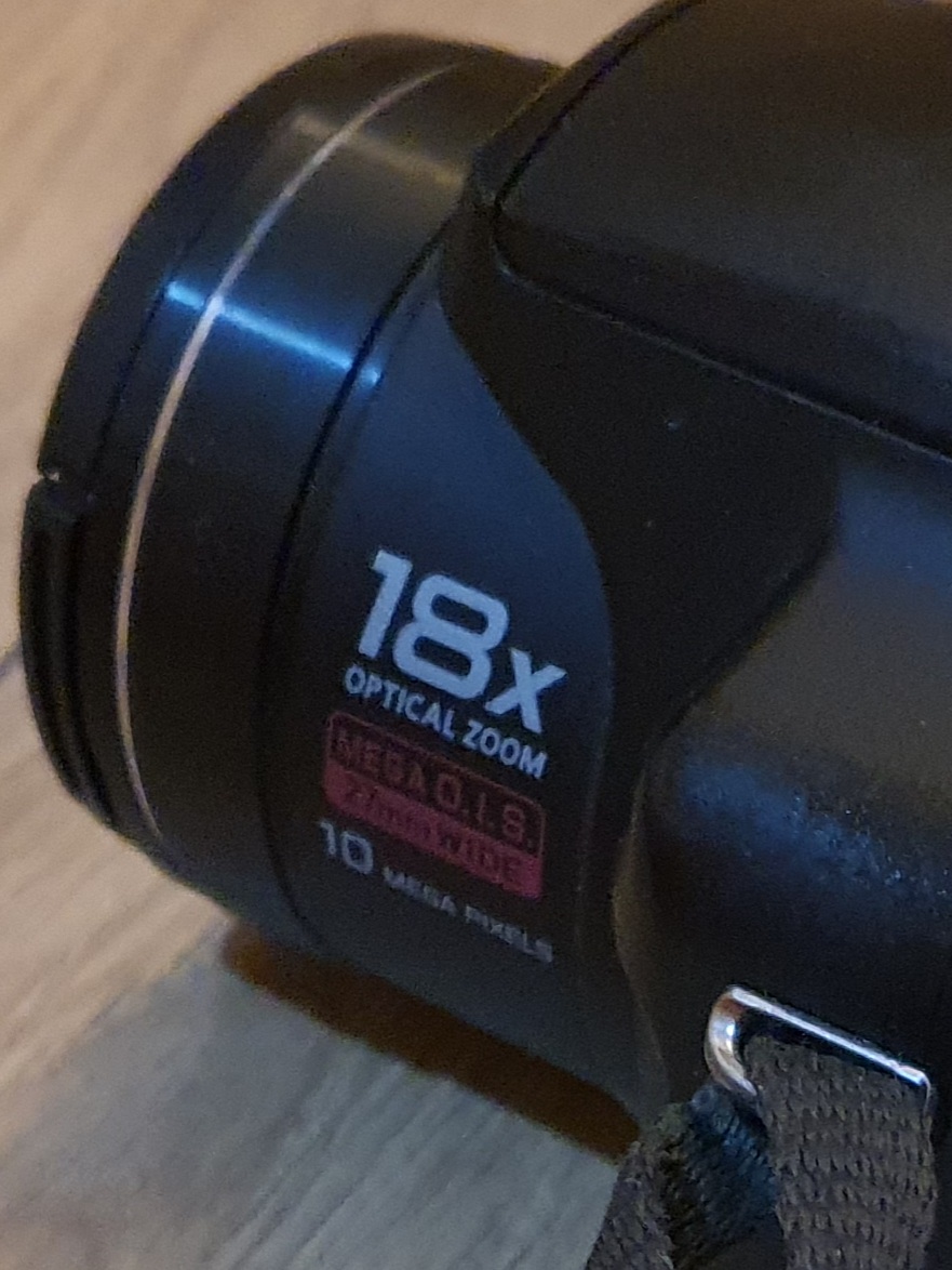 Panasonic Lumix DMC-FZ28 with extra Battry