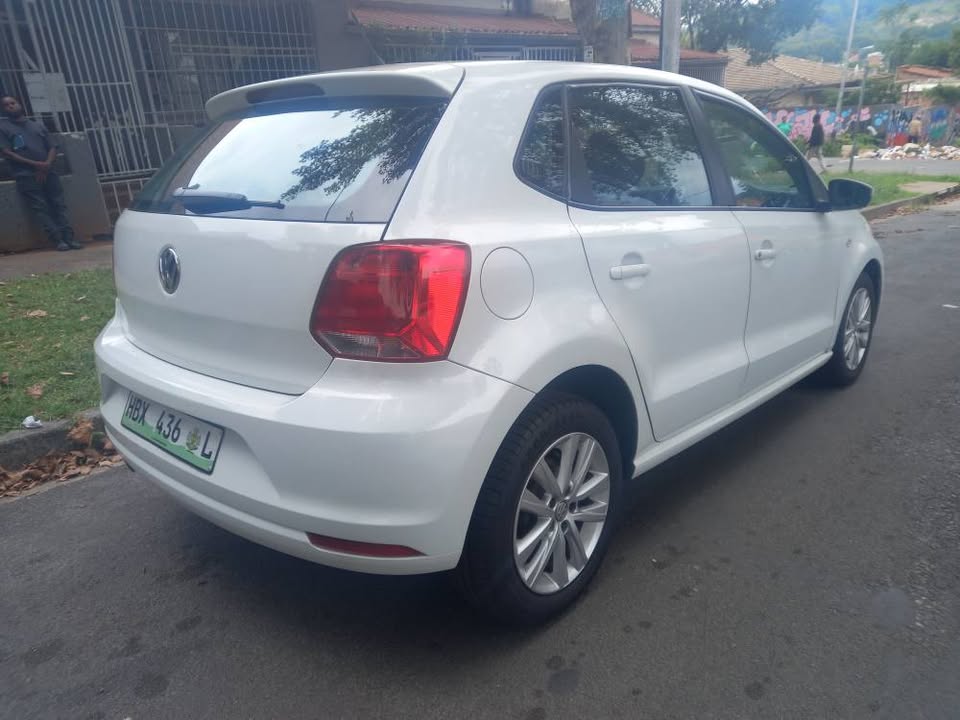 2018 VW POLO VIVO HATCHBACK 1.4 Petrol, Manual, White, 82000kms