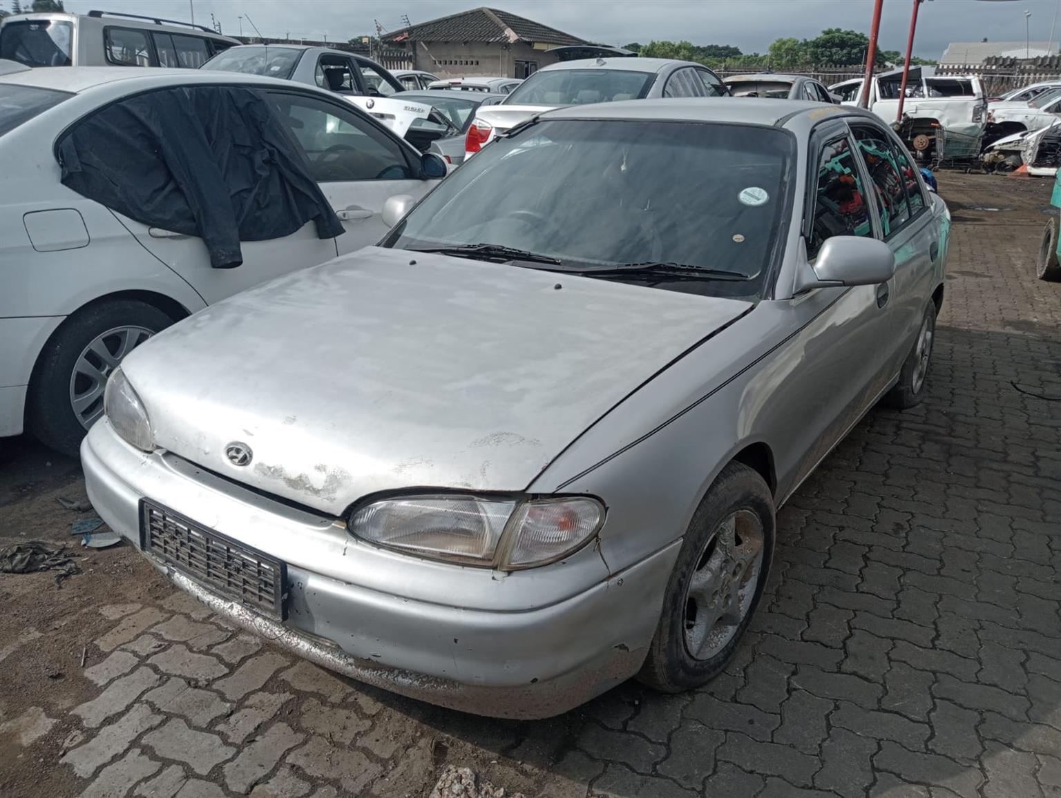 1998 Hyundai Accent 1.3i - Stripping for Spares - Private Seller