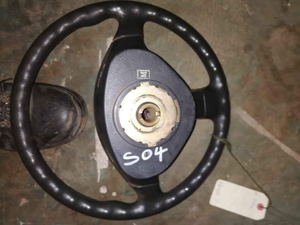 Honda SO4 steering wheel without airbag for sale - Private Seller