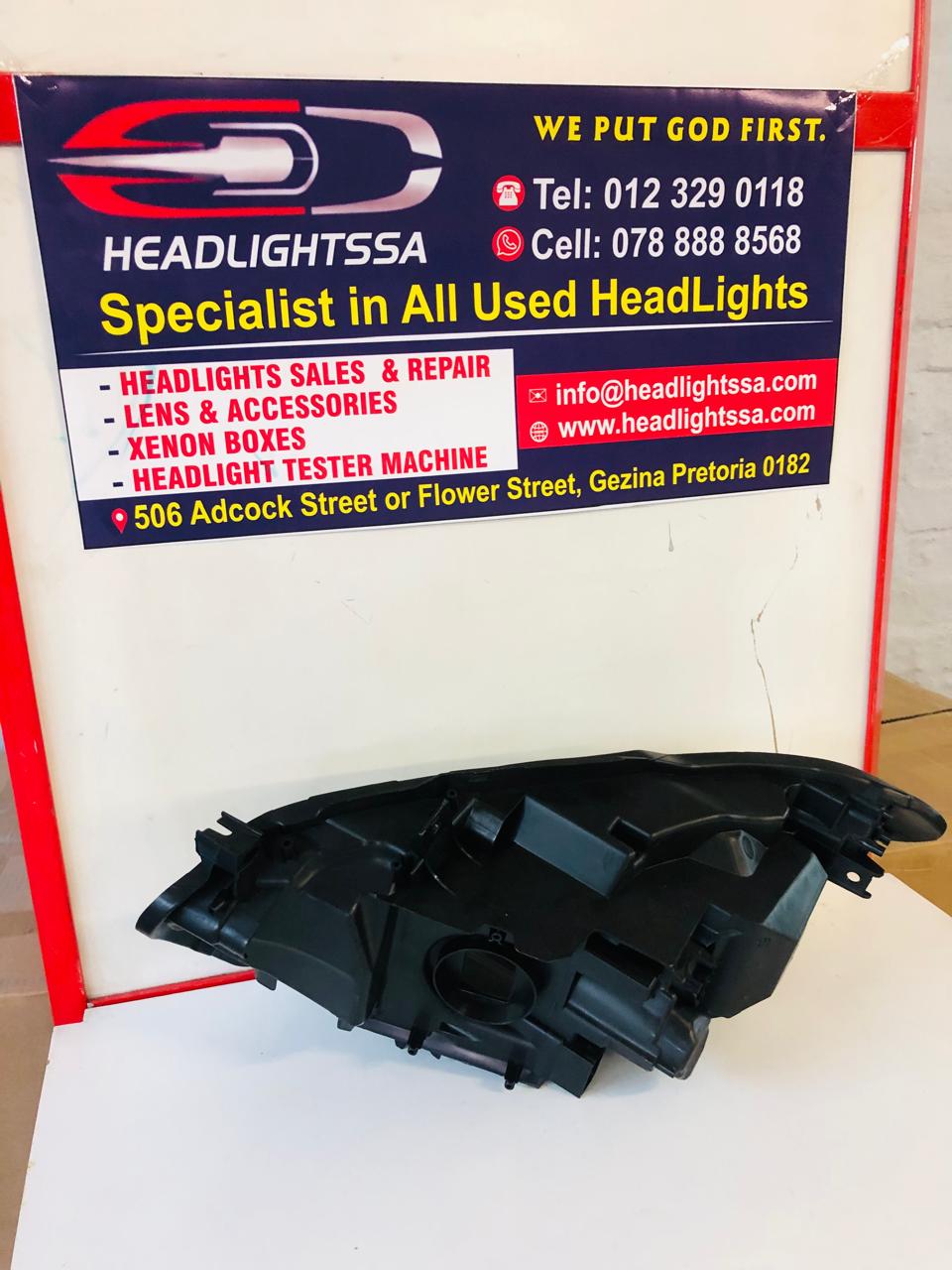 BMW F21 1 series facelift right side LED headlight replacement housing (2015) - Private Seller BMW F21 1 series facelift right side LED headlight replacement housing (2015) - Private Seller