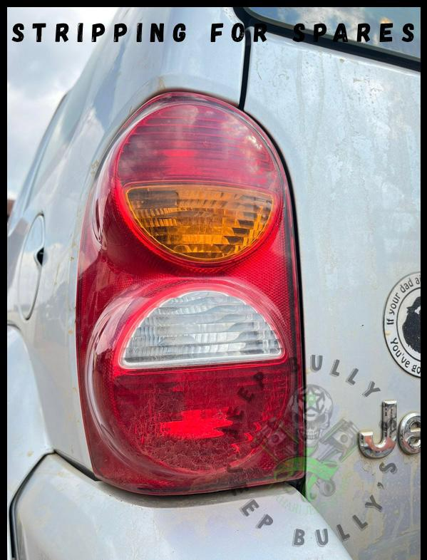 Jeep Cherokee KJ 2.8 (2005) Facelift Taillight (Right) : Stripped 4 Spares - Private Seller Jeep Cherokee KJ 2.8 (2005) Facelift Taillight (Right) : Stripped 4 Spares - Private Seller