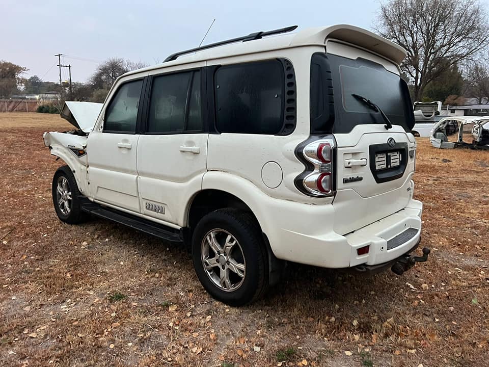 Mahindra Scorpio 2.2 S10 Stripping for Spares - Private Seller Mahindra Scorpio 2.2 S10 Stripping for Spares - Private Seller