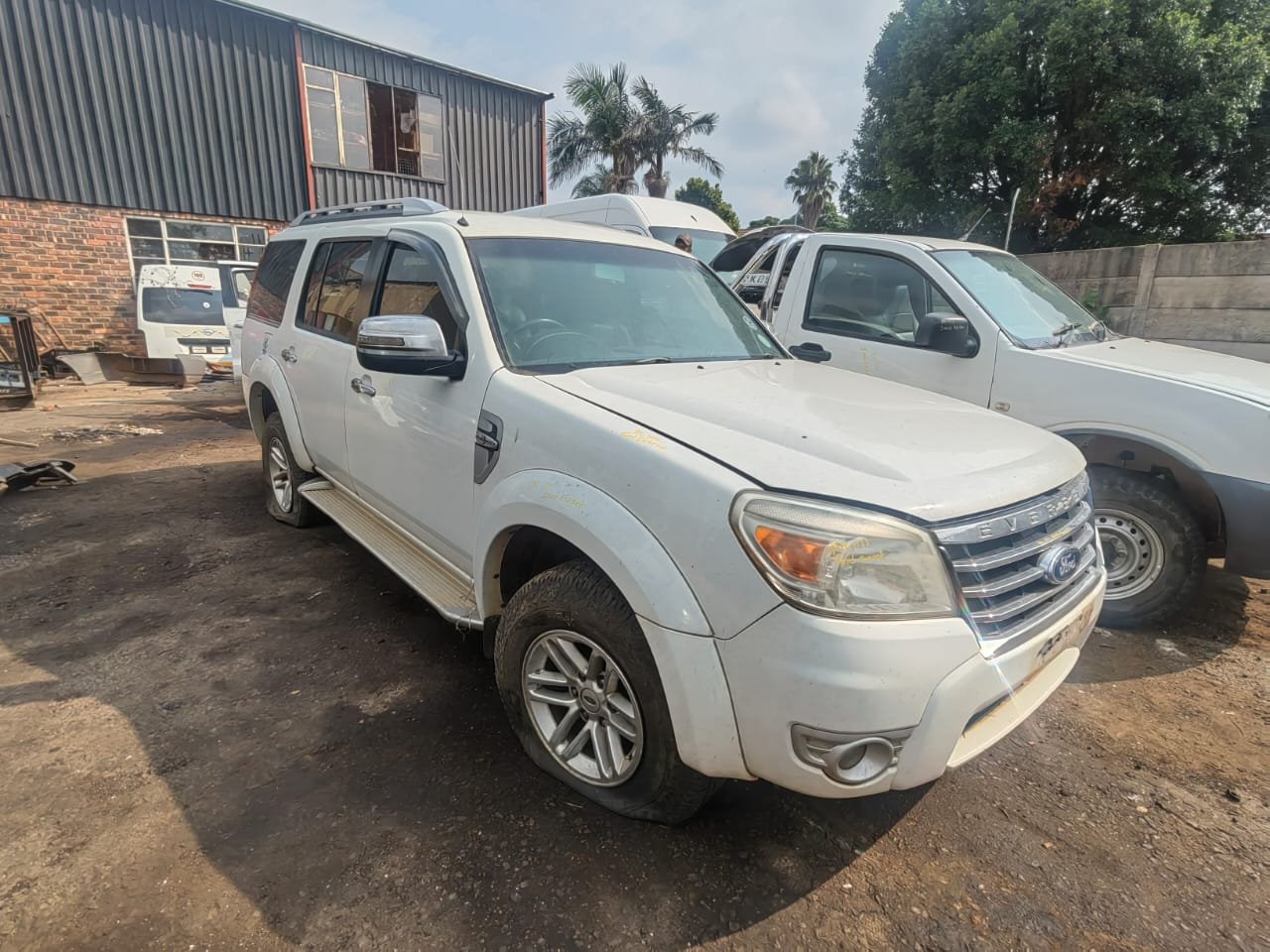 Stripping for Spares – Ford Everest 3.0 TDCi XLT 2012 Diesel Manual