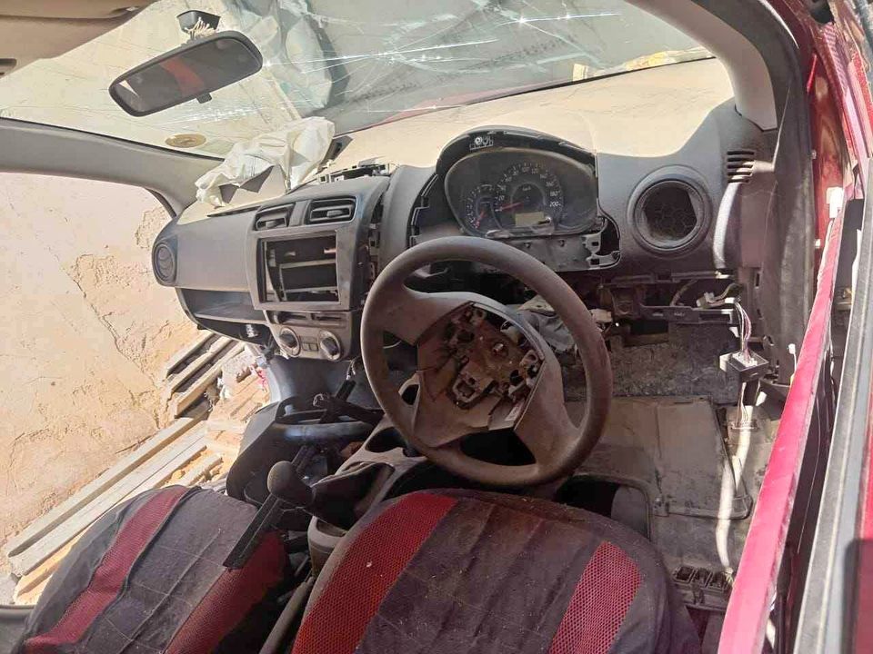 Mitsubishi mirage dashboard - Private Seller Mitsubishi mirage dashboard - Private Seller