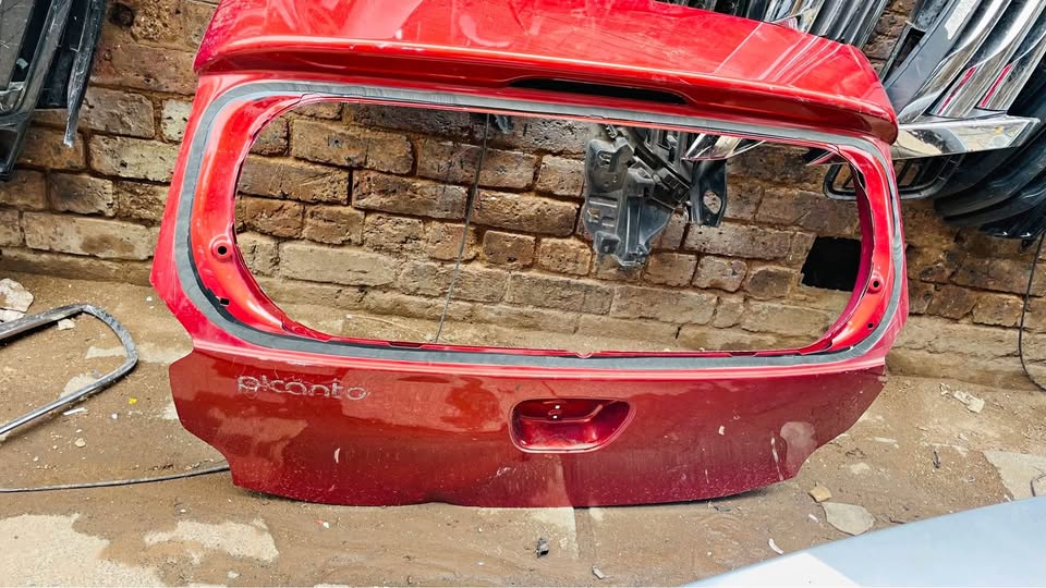 Kia Picanto tailgate - Private Seller Kia Picanto tailgate - Private Seller