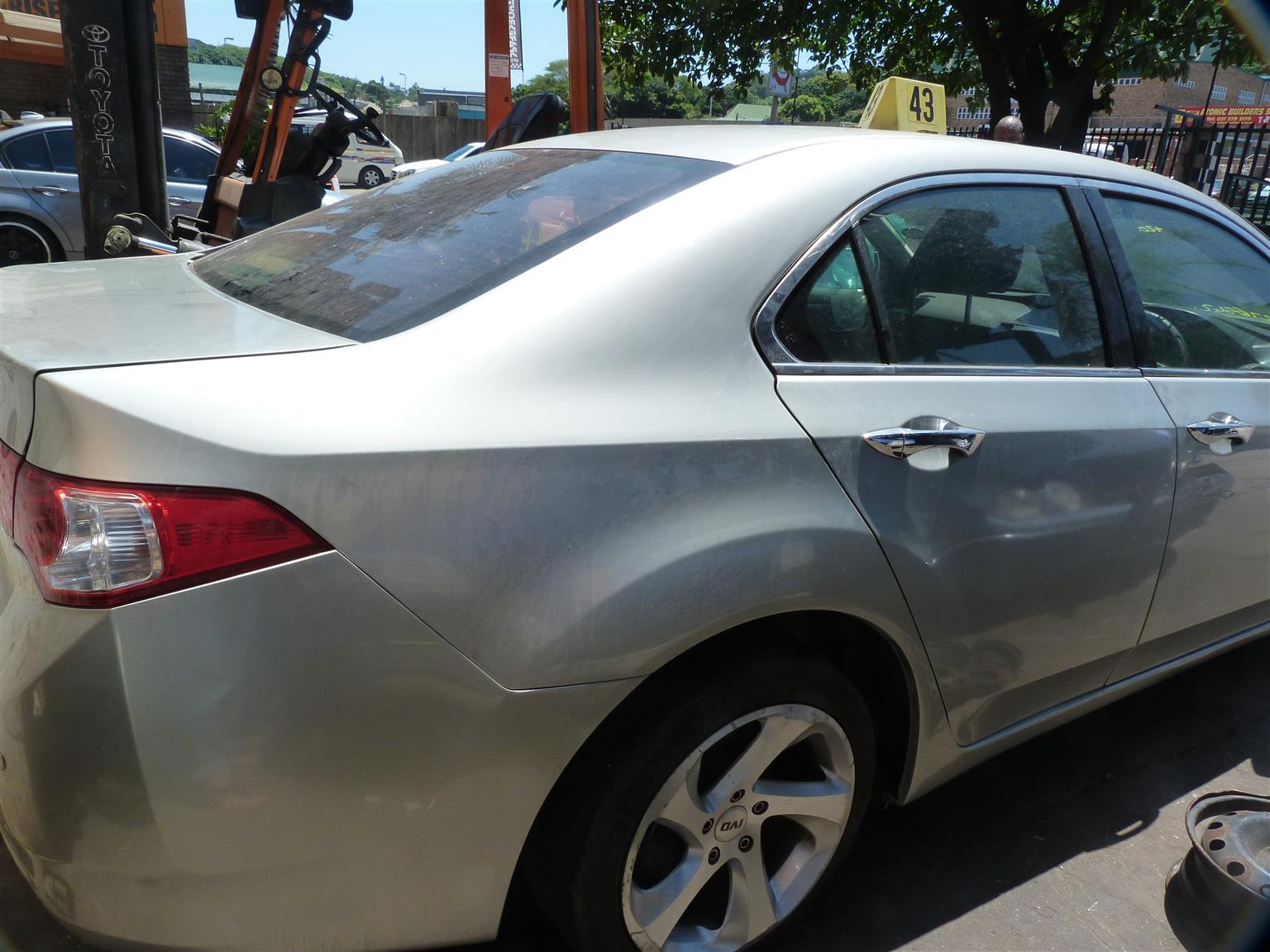 STRIPPING HONDA ACCORD 2010 SILVER FOR SPARES - Private Seller STRIPPING HONDA ACCORD 2010 SILVER FOR SPARES - Private Seller
