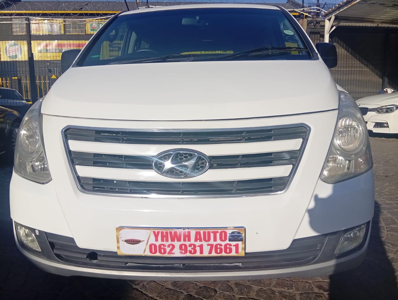 2016 Hyundai H-1 2.5 Auto 9 Seater CRDi Bus GLS  Automatic  Leather Sea