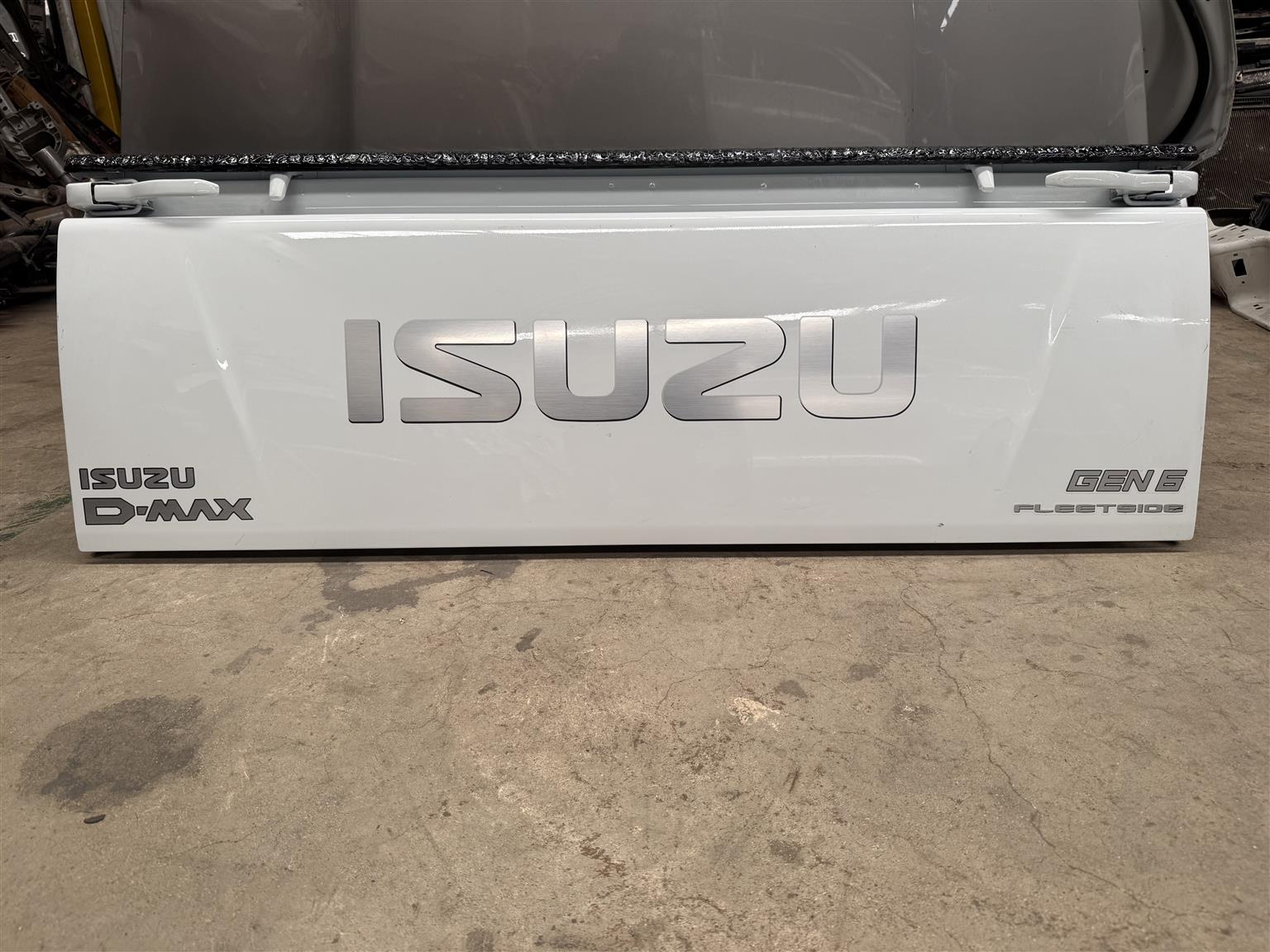 Isuzu D-max Tailgate - Private Seller Isuzu D-max Tailgate - Private Seller