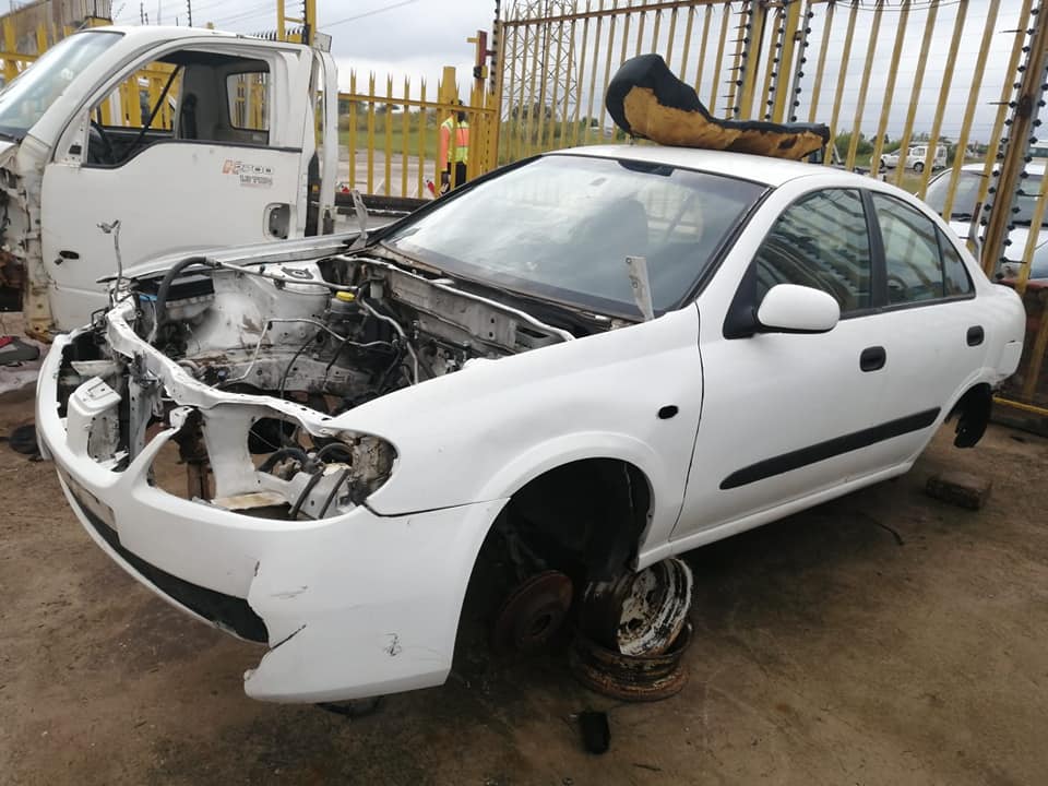 2006 nissan almera stripping for spares - Private Seller