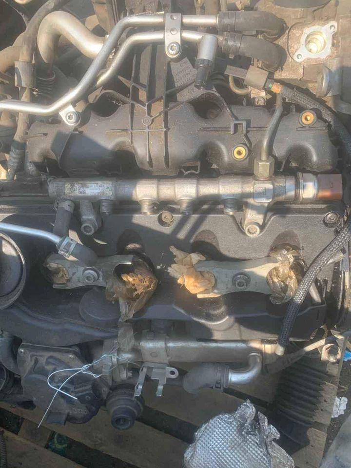 Audi A4 B8 2.0tdi CGL engine stripping for spares - Private Seller