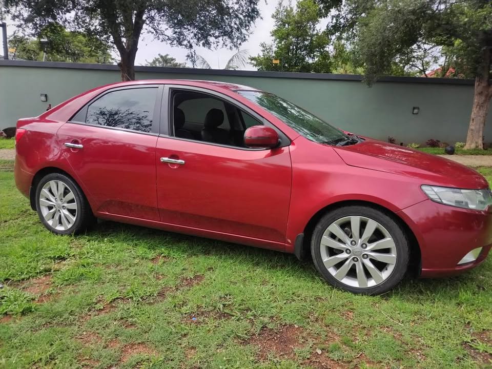Kia Cerato 2.0L Auto For Sale