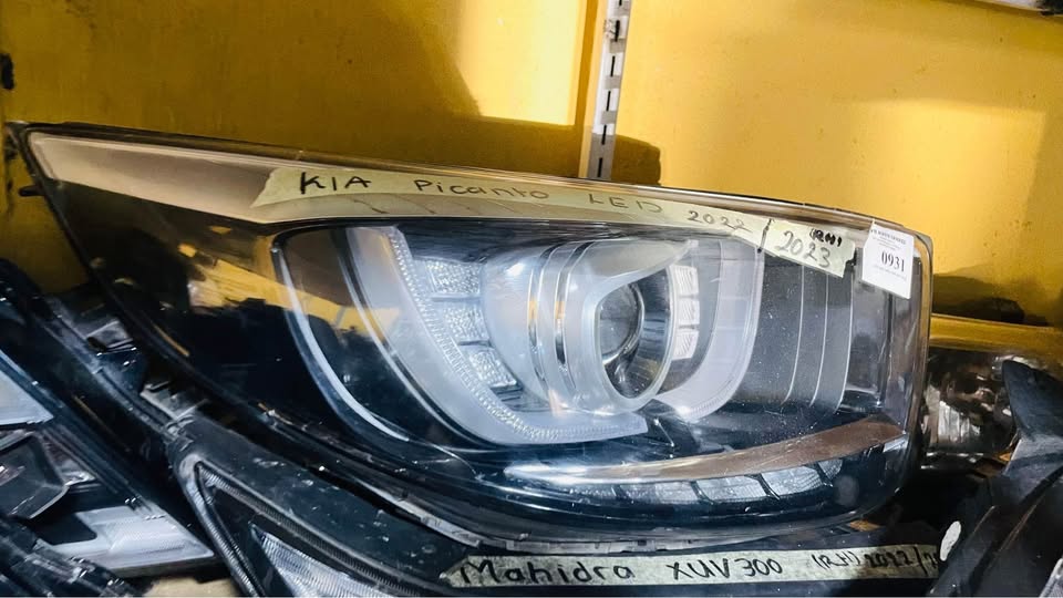 KIA PICANTO LED HEADLIGHT 2023 - Private Seller KIA PICANTO LED HEADLIGHT 2023 - Private Seller
