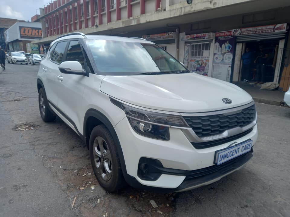 2021 KIA SELTOS 1.6 GLS  PETROL, AUTOMATIC TRANSMISSION, WHITE COLOUR, MILEAGE 76000KM