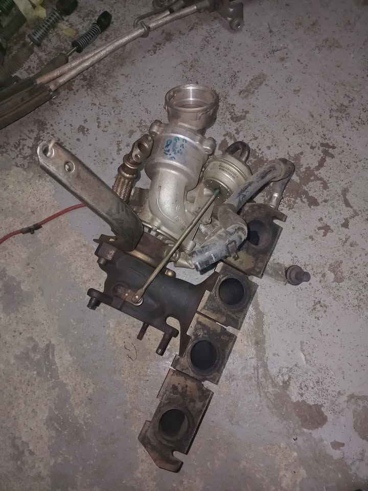 Vw Audi A4 B8 1.8 engine Turbo charger - Private Seller