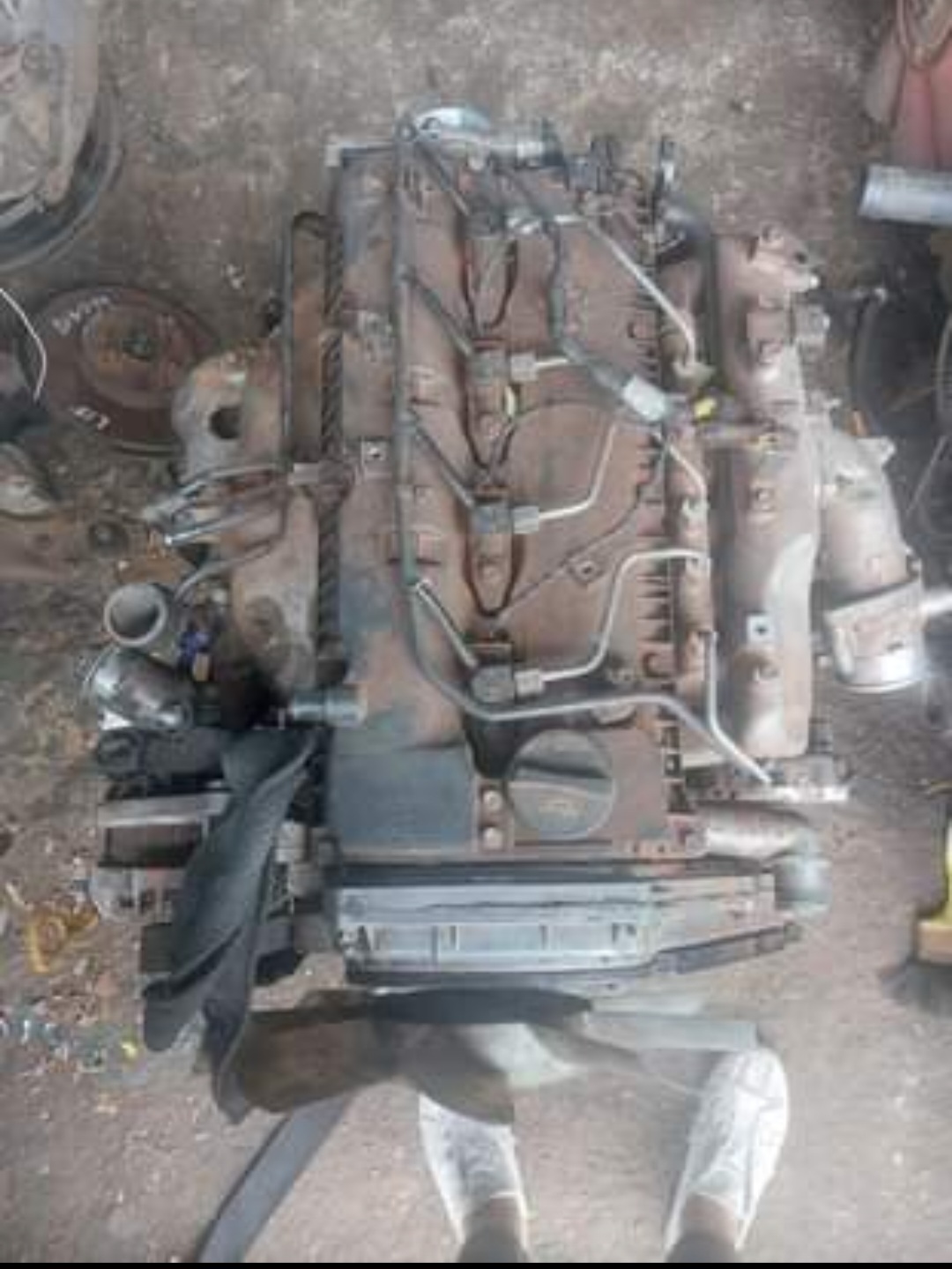 Hyundai 2.5 engine (D4CB engine code) stripping