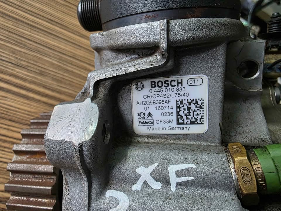 JAGUAR 3.0 DIESEL HIGH PRESSURE PUMP - Private Seller