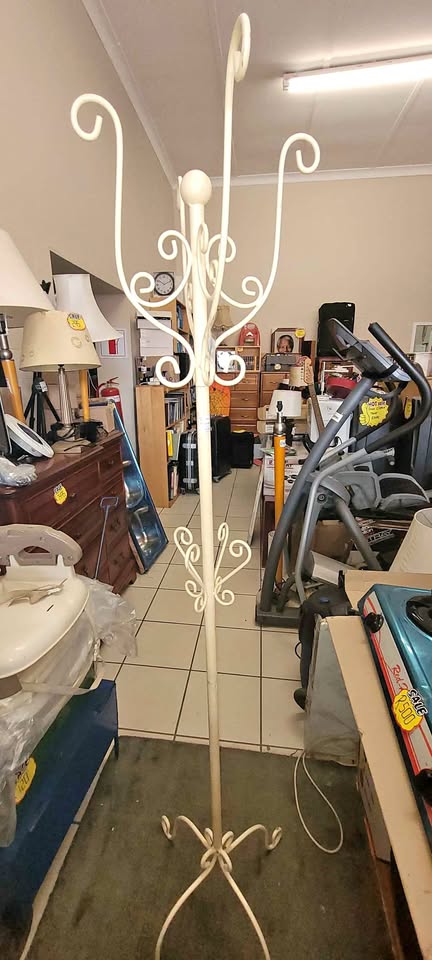 Vintage Coat Hanger Vintage Coat Hanger