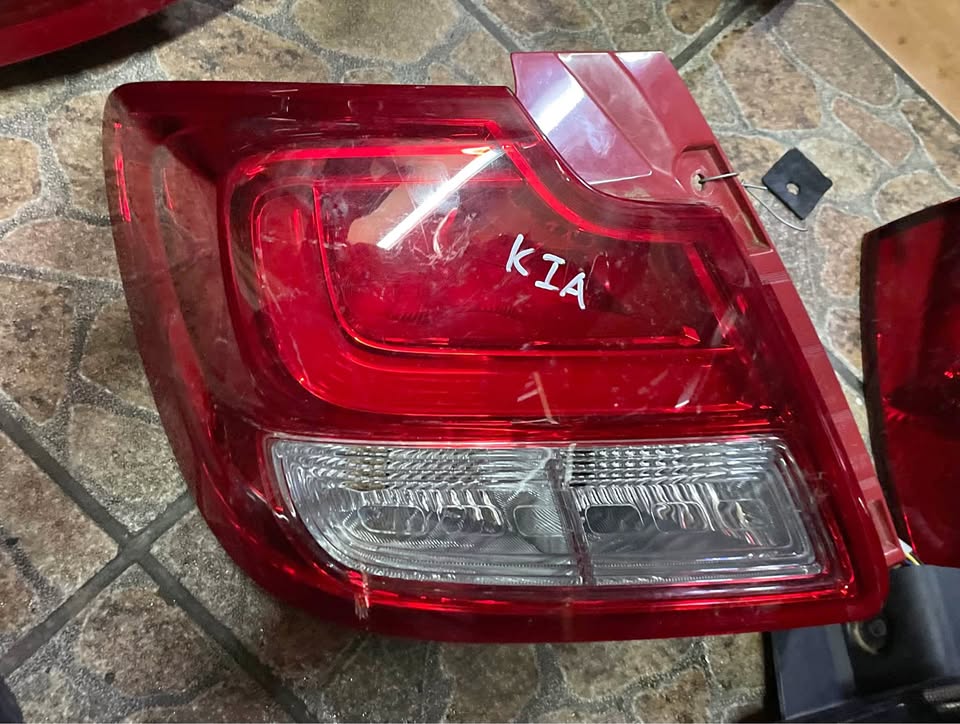 Suzuki Dzire taillight 2017/25 - Private Seller Suzuki Dzire taillight 2017/25 - Private Seller