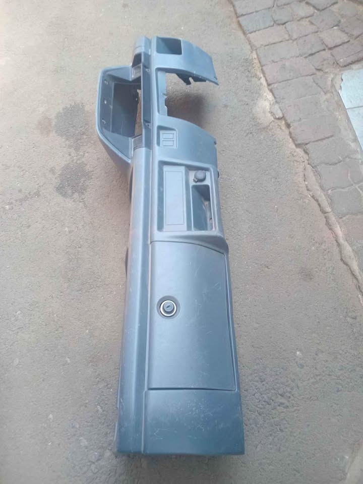 2017 Suzuki super carry dashboard for sale @ circle 7 used parts - Private Seller