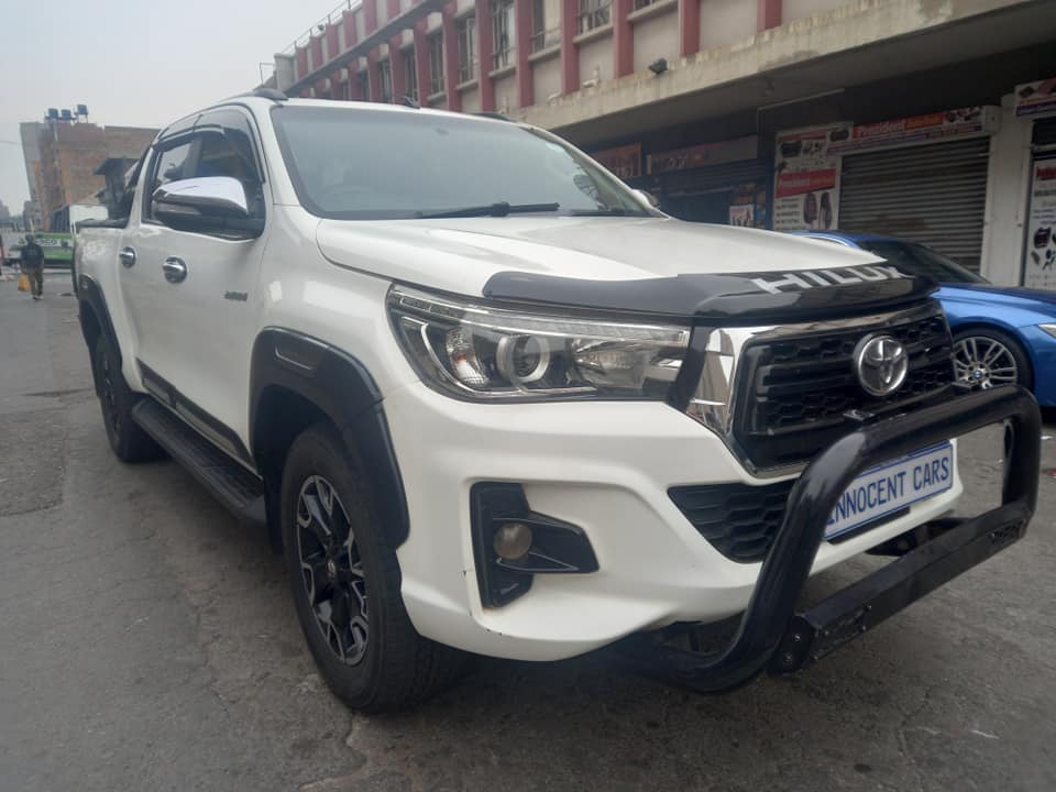 2018 TOYOTA HILUX 2.4GD6 MANUAL 4X4, DOUBLE CAB, WHITE COLOUR