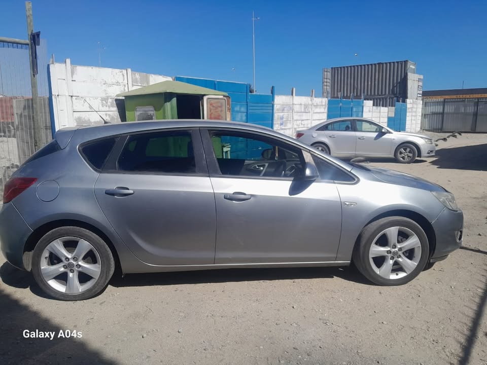 Opel Astra J 1.4 Turbo - STRIPPING FOR SPARES - Private Seller Opel Astra J 1.4 Turbo - STRIPPING FOR SPARES - Private Seller