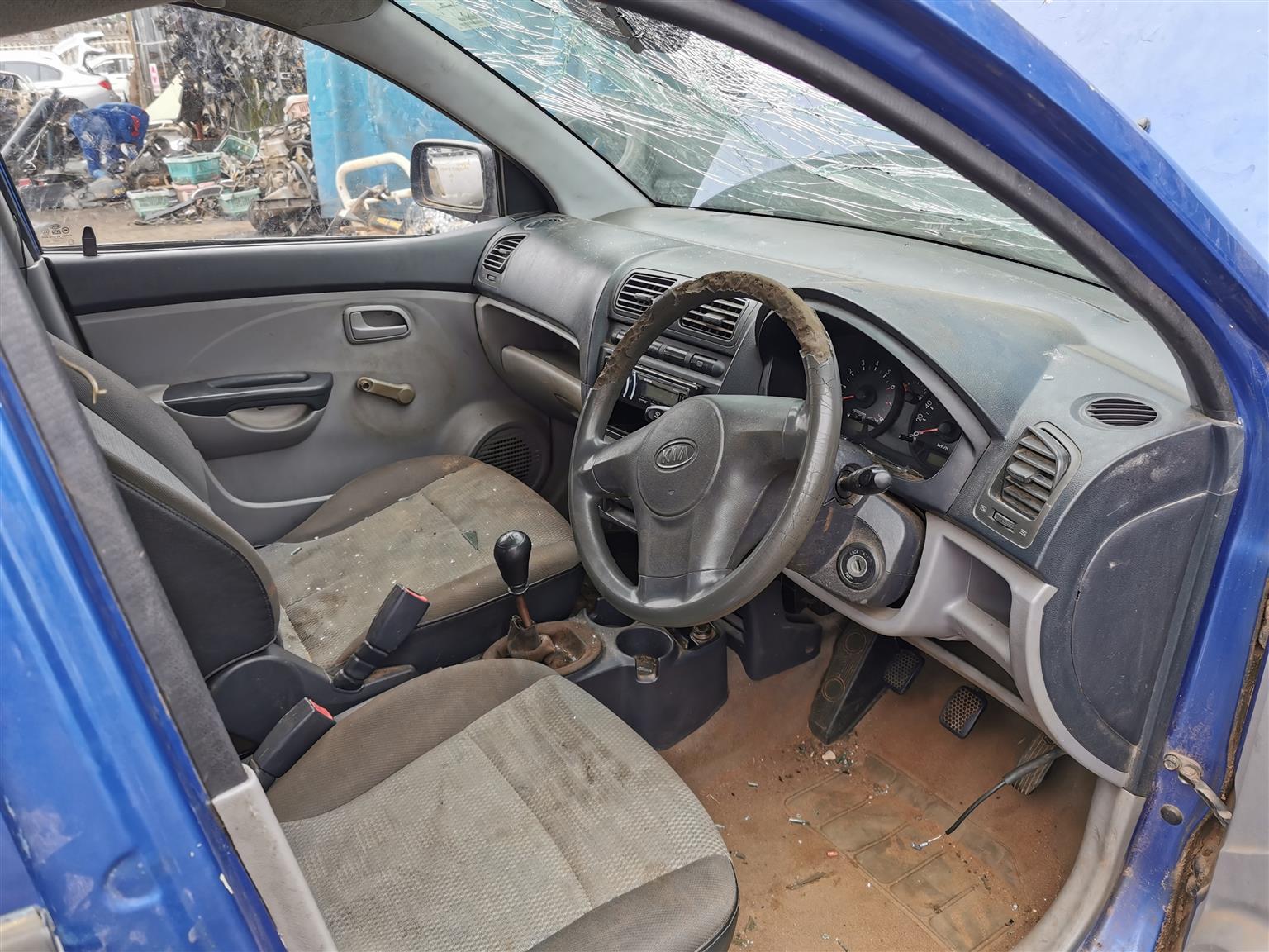 2005 Kia Picanto 1.1 - Stripping for Spares