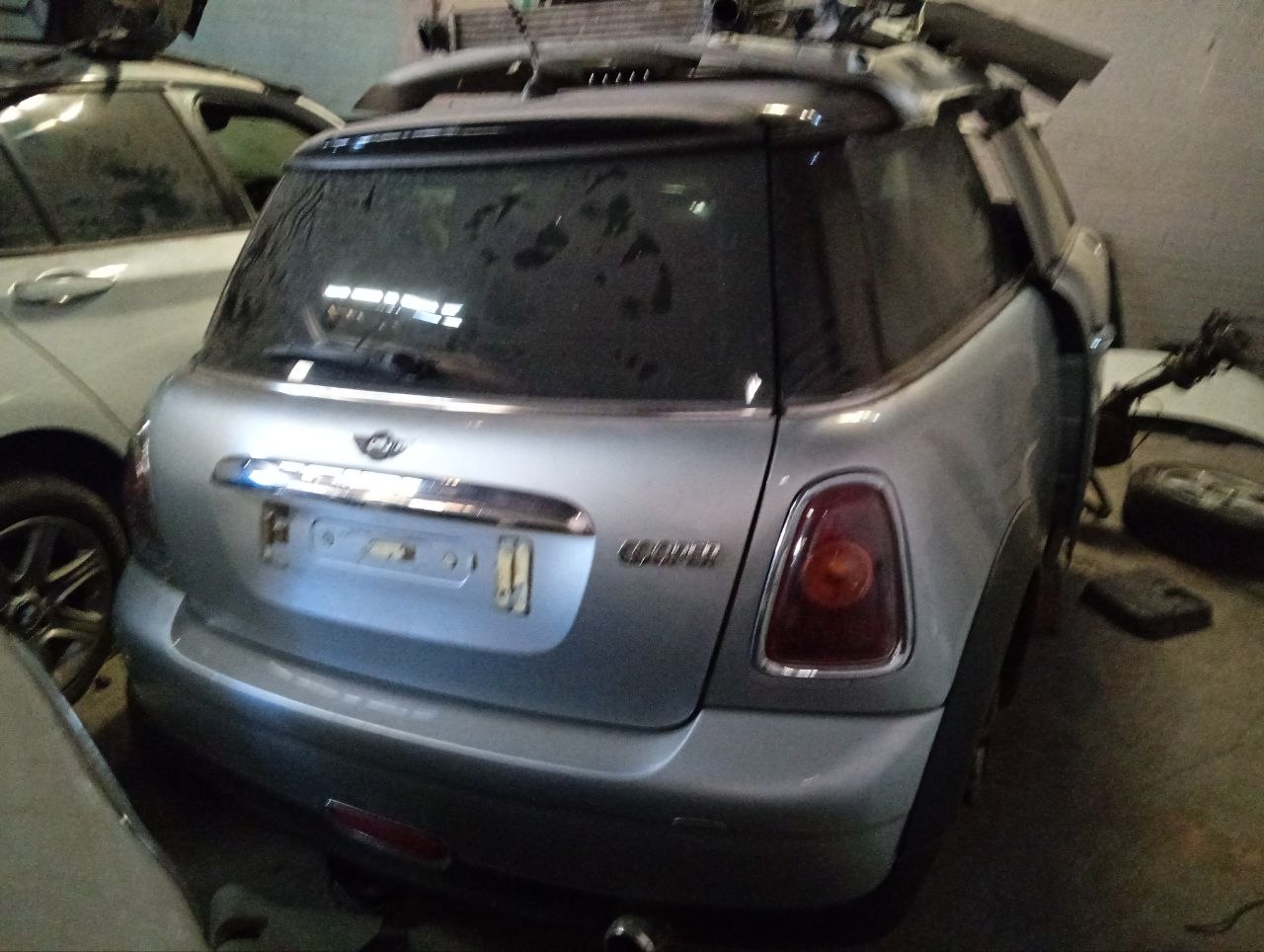 Mini cooper silver Stripping for parts - Private Seller Mini cooper silver Stripping for parts - Private Seller