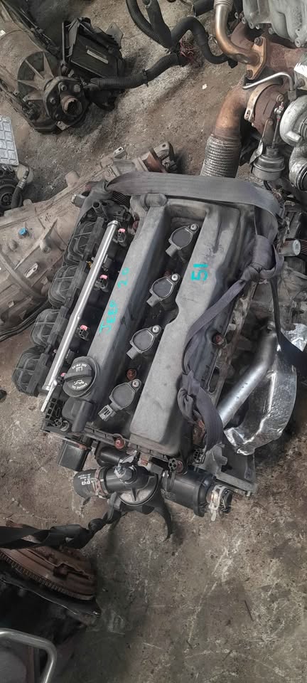 Jeep 2.0 petrol engine import type 4 sale ZANE SAMCO. - Private Seller