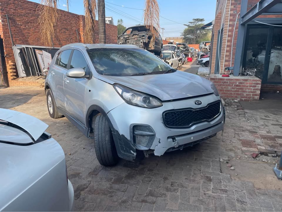 KIA SPORTAGE SPARES - Private Seller KIA SPORTAGE SPARES - Private Seller