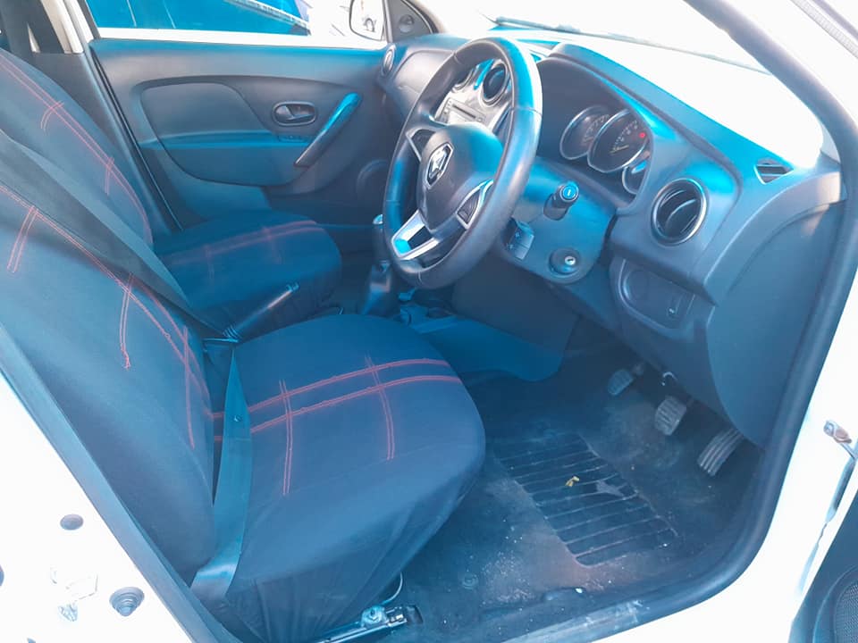 2018 RENAULT SANDERO STEPWAY 900T MANUAL