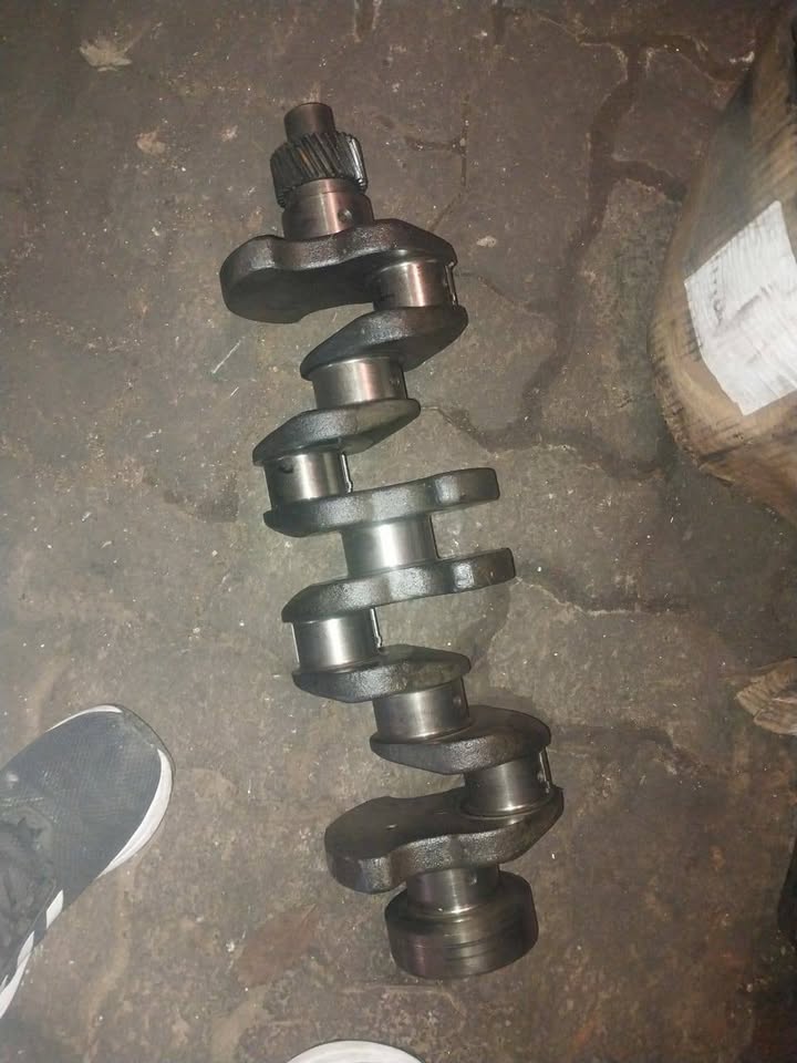 Isuzu KB250 Turbo,  Cylinder, Crank For Sale - Private Seller