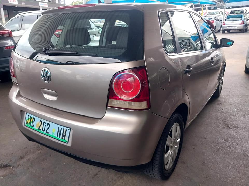 2017 VW POLO VIVO 1.4 HATCH MANUAL PETROL
