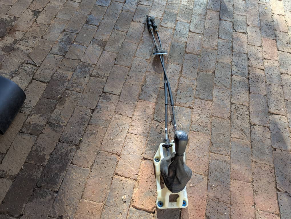 Gear Lever for a Hyundai i20 2012 MODEL available for sale. - Private Seller