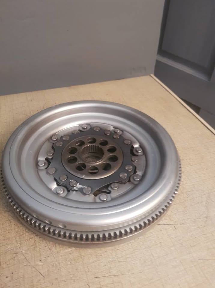 VW OR AUDI 3.2L OR 2.8L DSG FLYWHEEL FORSALE - Private Seller