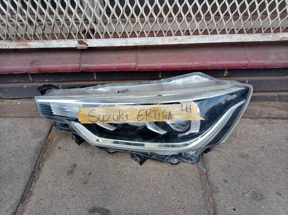 Suzuki Ertiga headlight - Private Seller Suzuki Ertiga headlight - Private Seller