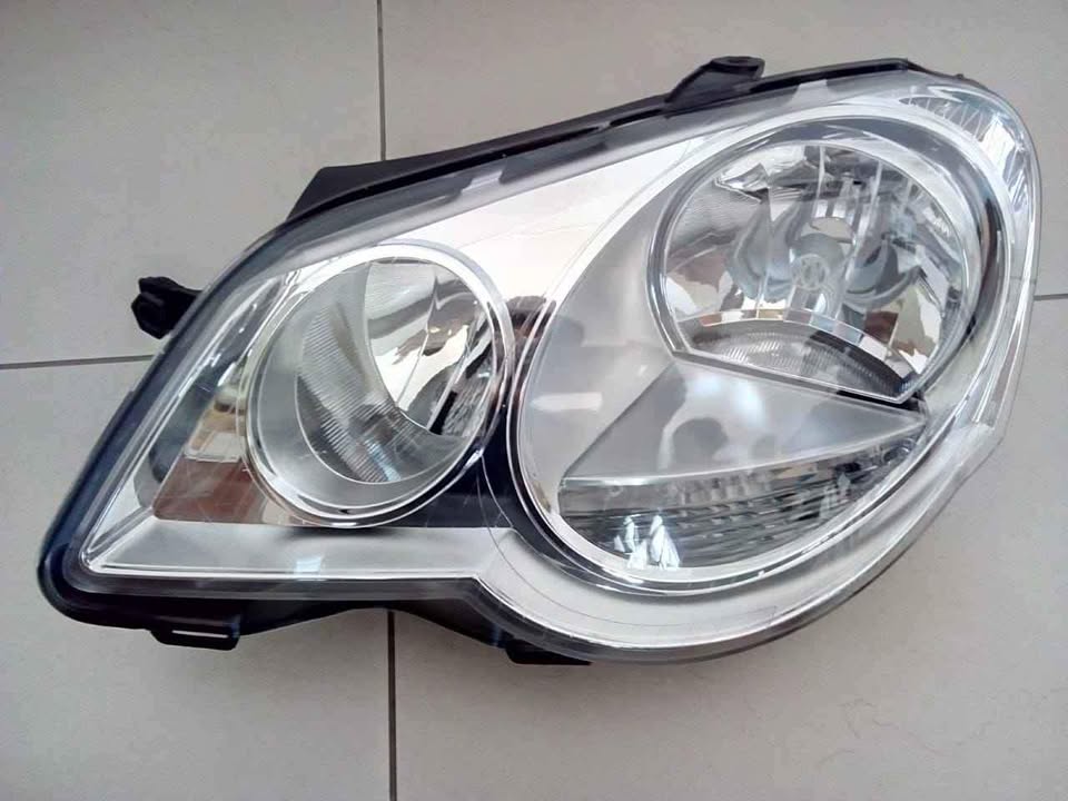 VW POLO 06/09 BRAND NEW HEADLIGHTS FORSALE