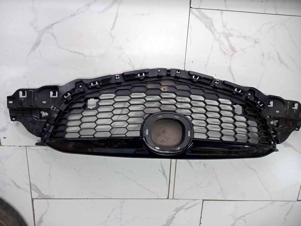 2015 mazda cx5 main grill for sale - Private Seller 2015 mazda cx5 main grill for sale - Private Seller