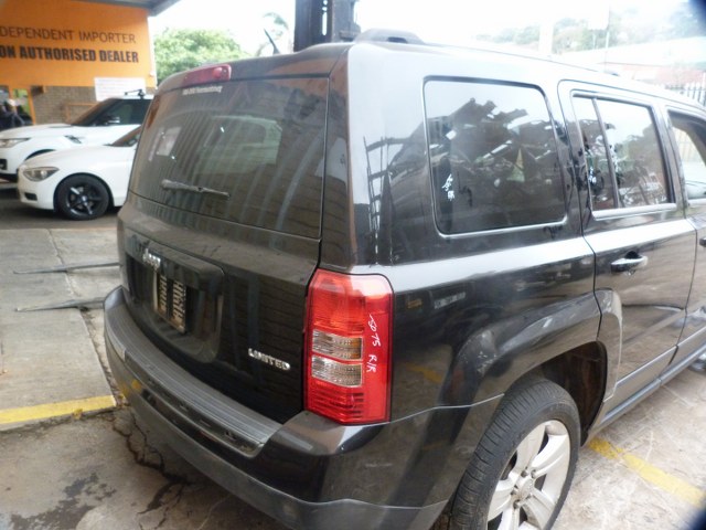 We are stripping / Jeep Patriot 2.2 Petrol 2013 Auto Black - Private Seller