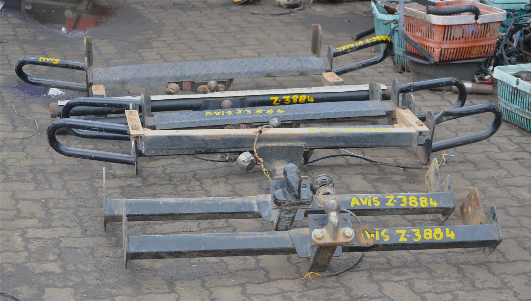 Bumpers and Towbars for sale at affordable prices. Bumpers and Towbars for sale at affordable prices.