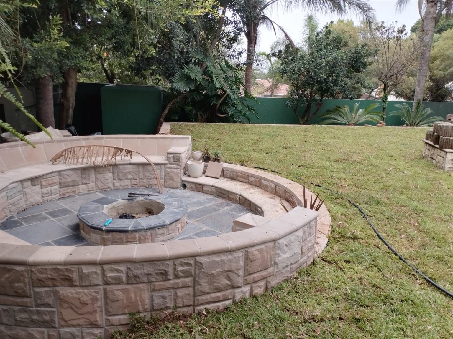 Pots, paving, wall cladding | Junk Mail