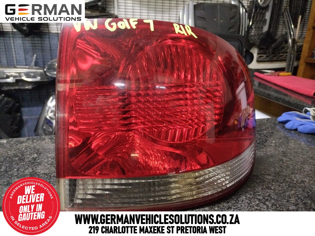 2009 Volkswagen golf 7 tail light for sale right rear - Private Seller